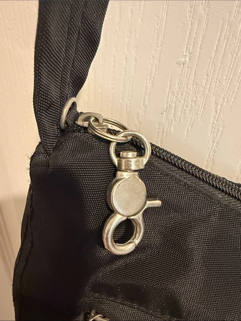 Travelon Black Nylon Crossbody Bag with Adjustable Strap - Picture 4 of 16